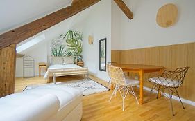 Beautiful Bright Apartment Near The Marais